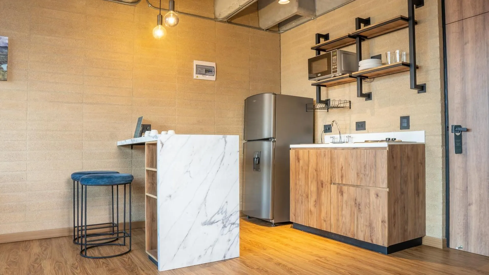 Loft 43 Aparthotel Μεντεγίν 0*,