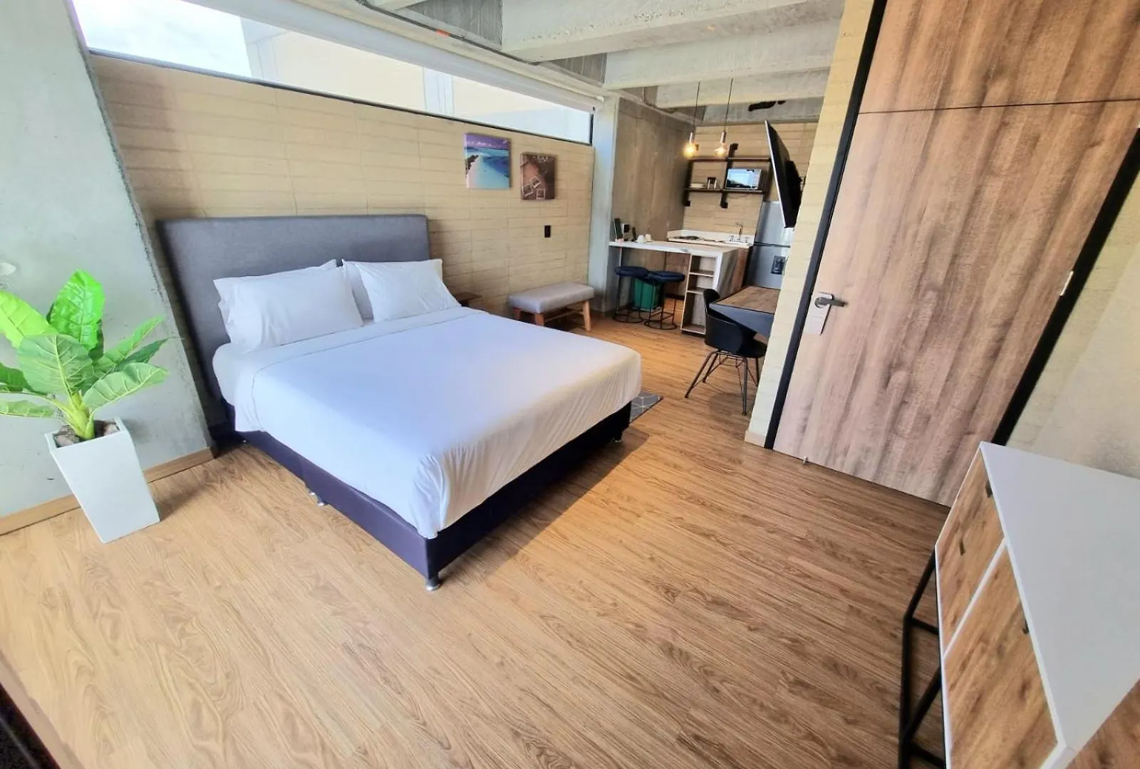 Loft 43 Aparthotel Medellin 0*,  Colombia