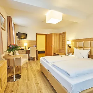 Akzent Goldner Stern Hotel Muggendorf (Bavaria)